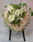 Sympathy Heart Wreath - CODE 9189